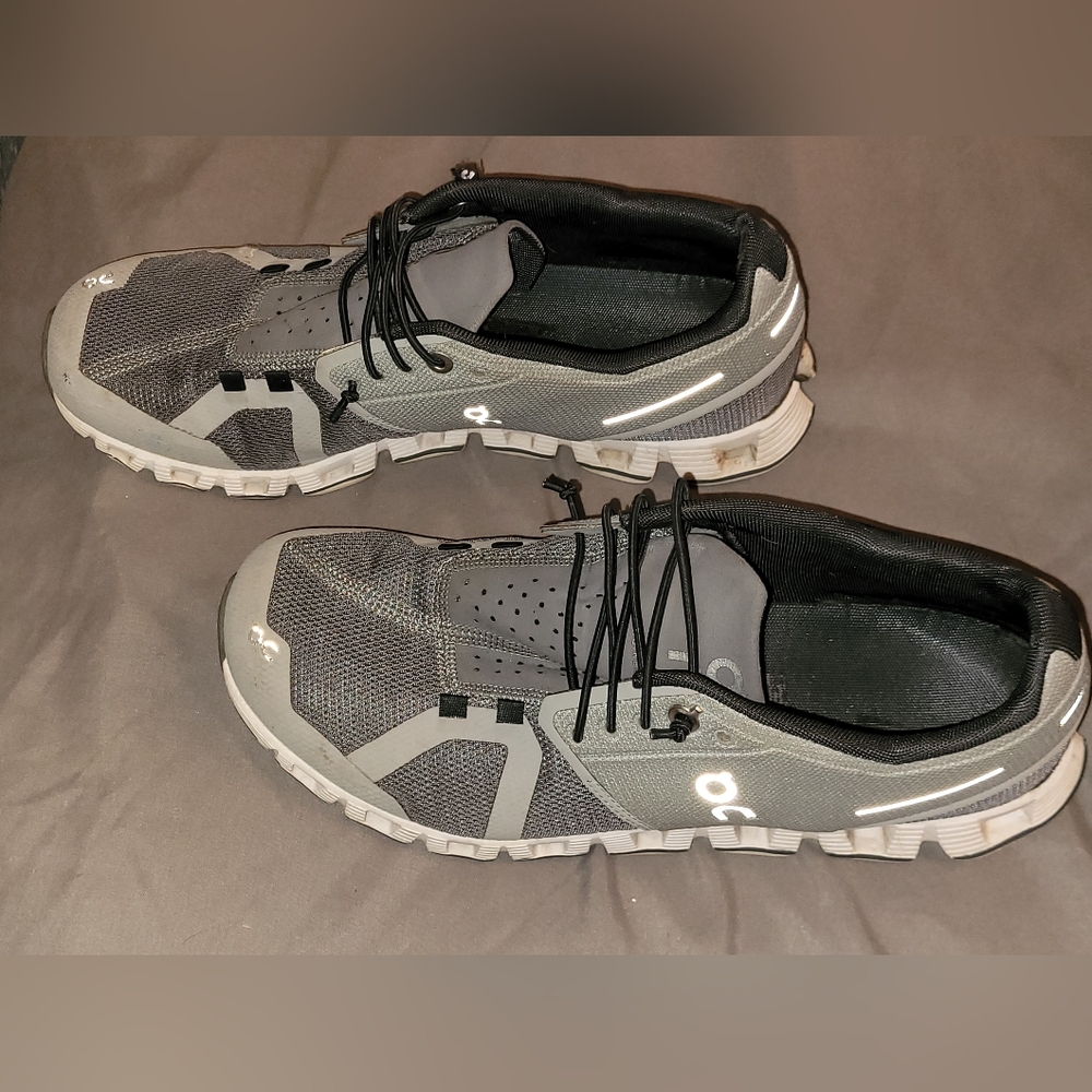 Womans On Cloud Size 9 - Picture 2 of 4